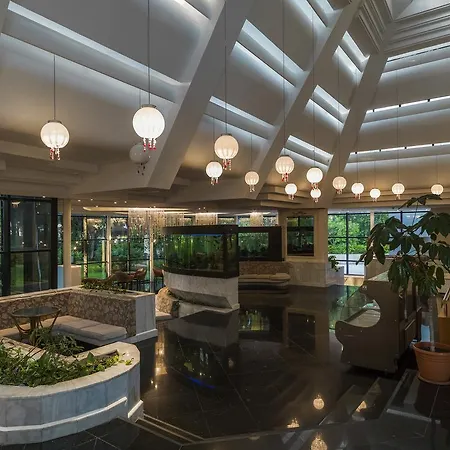 Hotel La 5*
